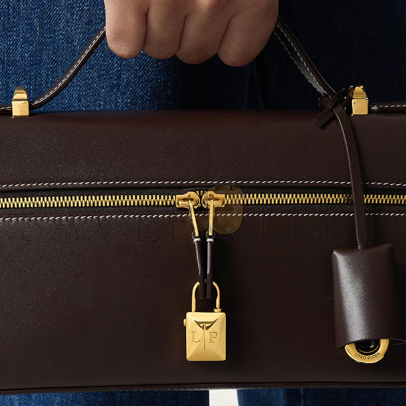 LORO PIANA EXTRA BAG L23 FAQ2126 (23*12*7cm) LORO PIANA EXTRA BAG L23 FAQ2126 (23*12*7cm)